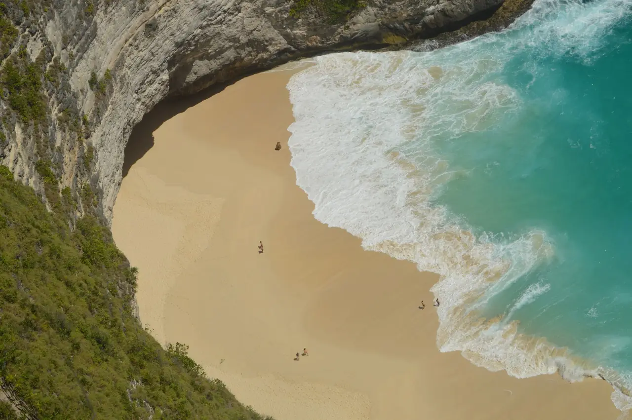 Flights to Bali from the UAE | Dubai & Abu Dhabi — bali aerial coastline beach