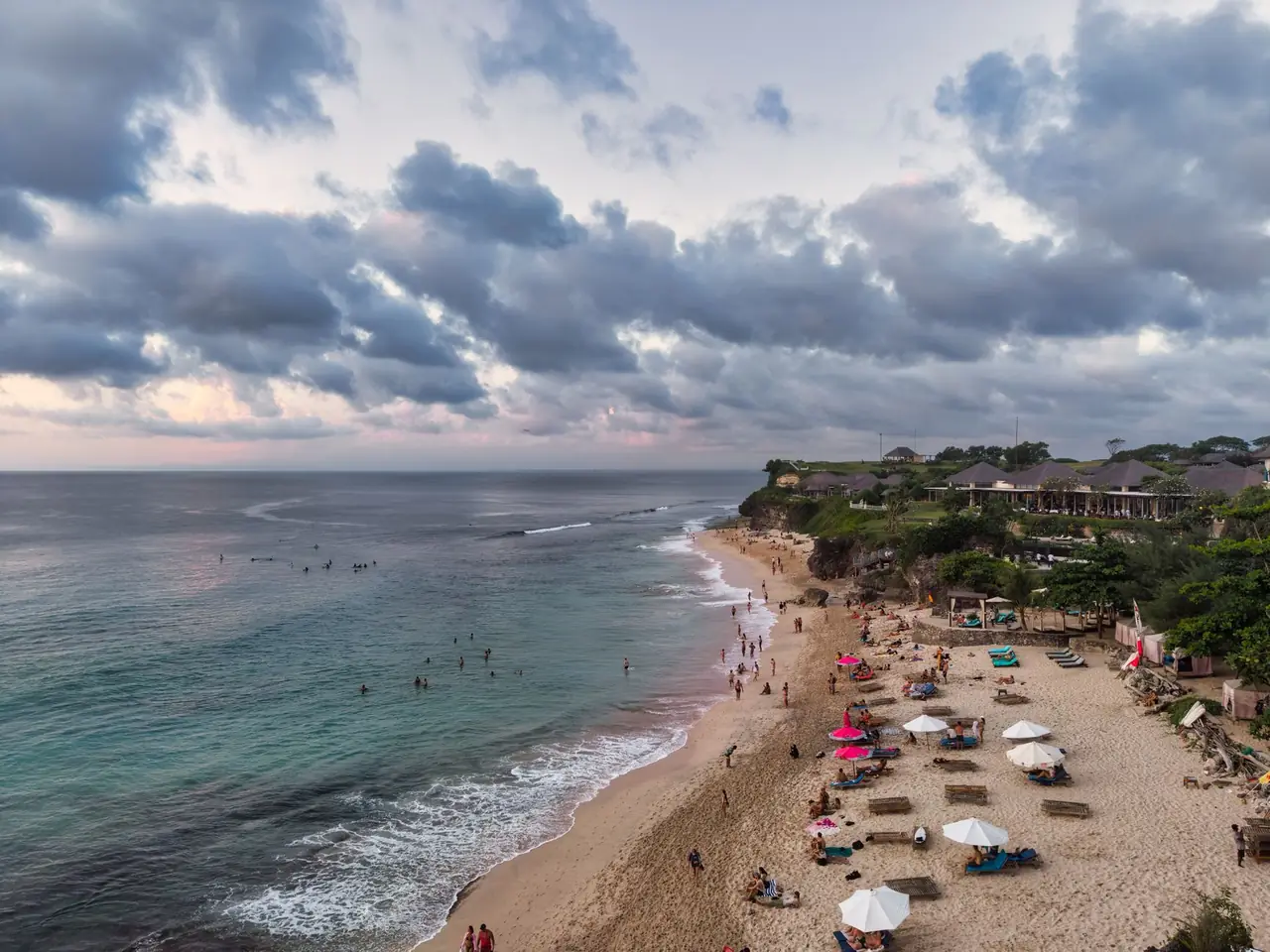 Bali for UAE Residents | Visa, Flights & Halal Guide — bali luxury beachfront resort sunset